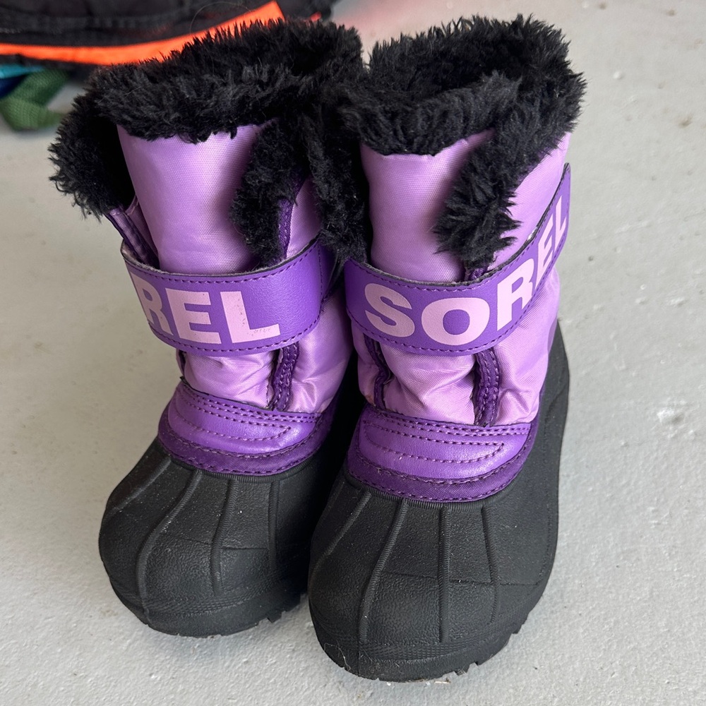 Sorel Kids' Purple and Black Snow Boots